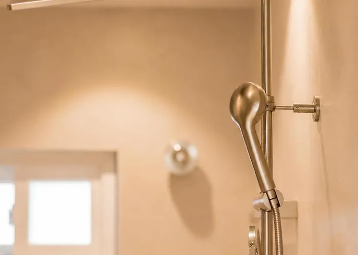 #10-minute Walk From Seongsu #new Seongsu #3 Bedrooms #4 Beds #sleeps Up To 8
