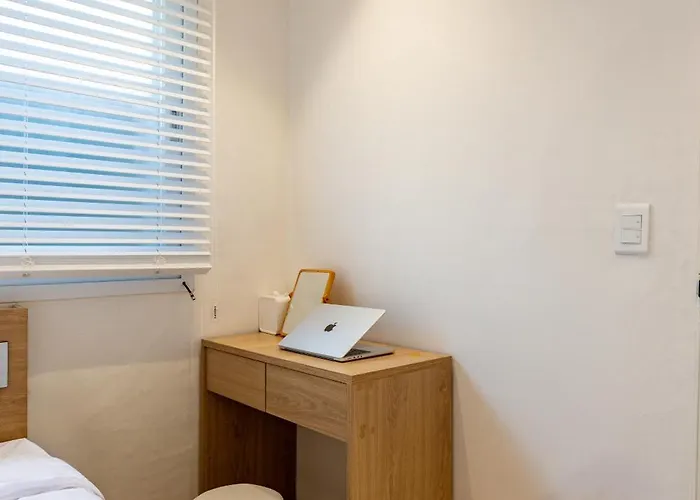 Apartamento #10-minute Walk From Seongsu #new Seongsu #3 Bedrooms #4 Beds #sleeps Up To 8 *